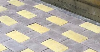 Укладка тротуарной плитки вокруг дома в Грозном - цены от 821 руб.