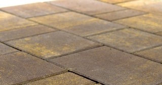 Укладка тротуарной плитки на цементное основание в Грозном от 821 руб.