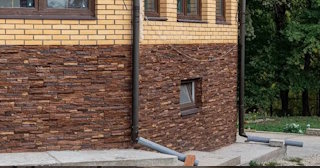 Наружная отделка фундамента в Грозном от ТротуарнаяПлитка по цене от 923 руб.