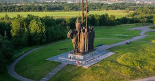 Благоустройство памятников в Грозном от 923 руб. – компания ТротуарнаяПлитка